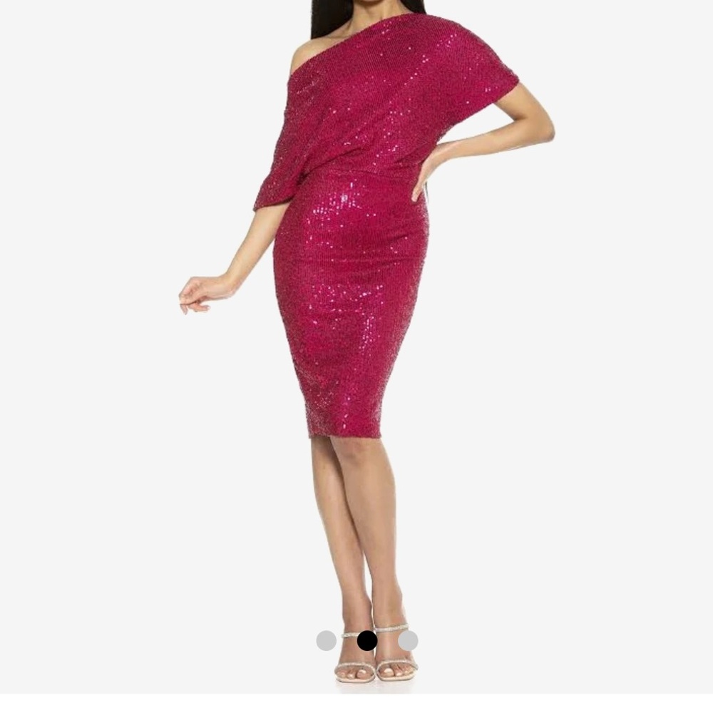 Alexia Admor Fuchsia One Shoulder Sequin Dress